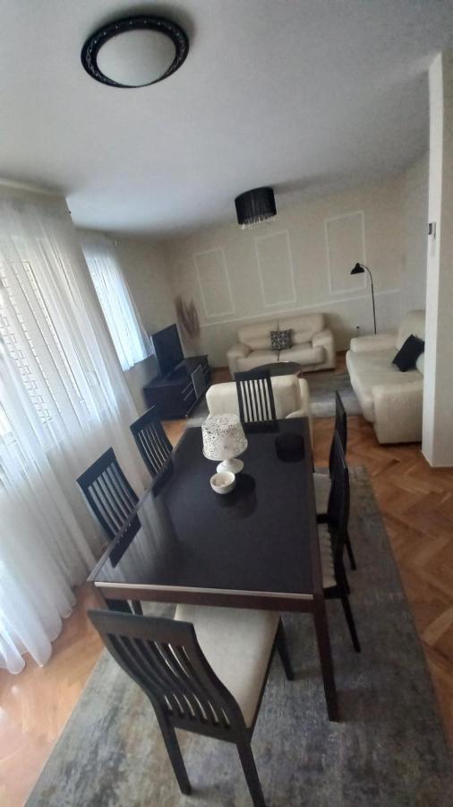 Urban Apartments Mostar Bagian luar foto