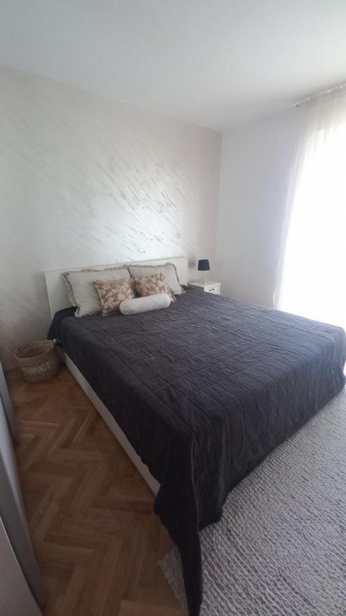 Urban Apartments Mostar Bagian luar foto